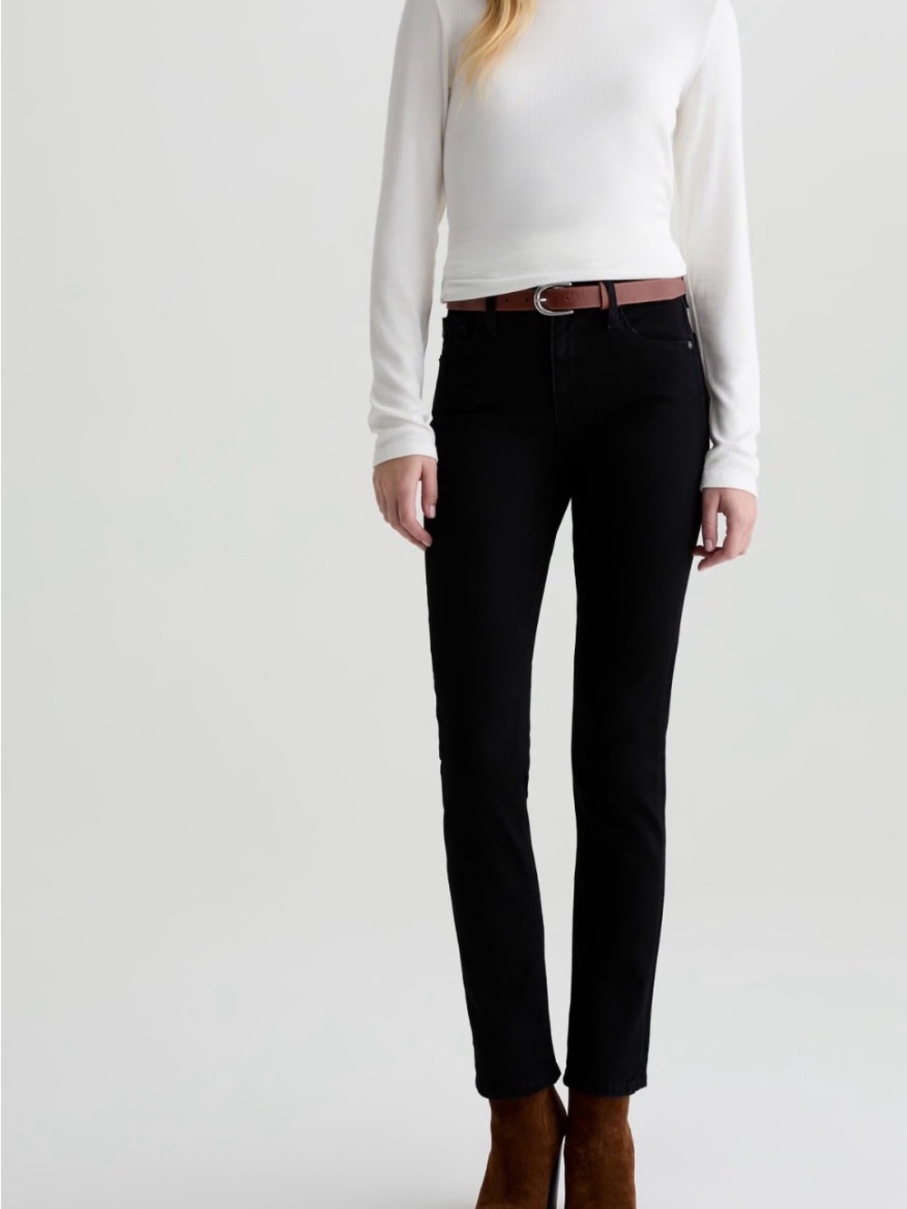 AG Adriano Goldschmeid.
The Prima Mid Rise Cigarette jeans. Black
Size 31R